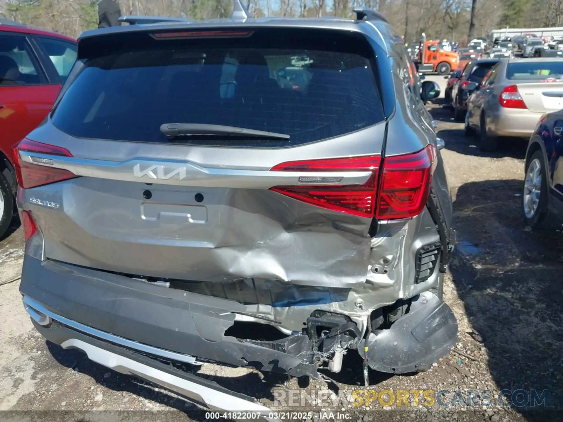 16 Photograph of a damaged car KNDEU2AA6P7369511 KIA SELTOS 2023