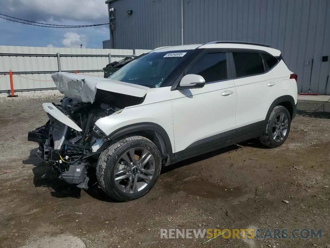 1 Photograph of a damaged car KNDEU2AA6P7433546 KIA SELTOS 2023