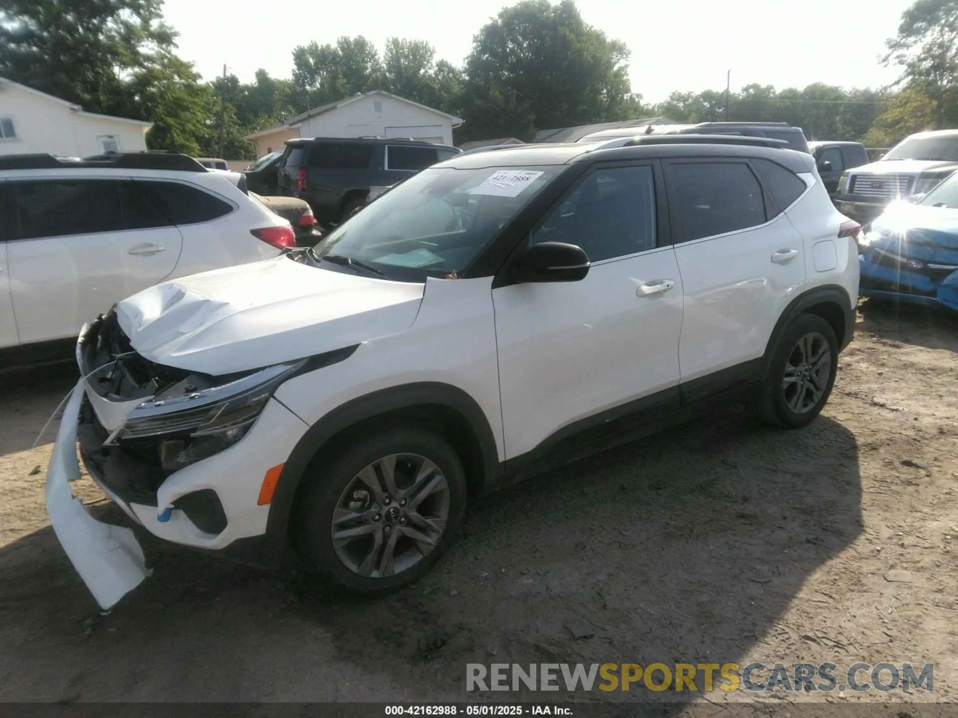 2 Photograph of a damaged car KNDEU2AA7P7398791 KIA SELTOS 2023
