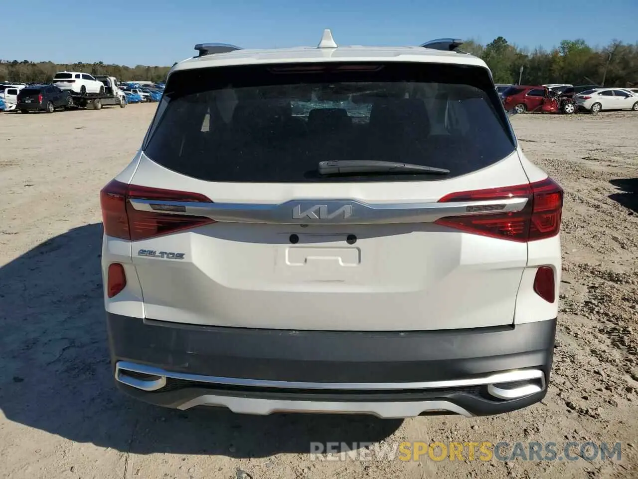 6 Photograph of a damaged car KNDEU2AA8P7377920 KIA SELTOS 2023