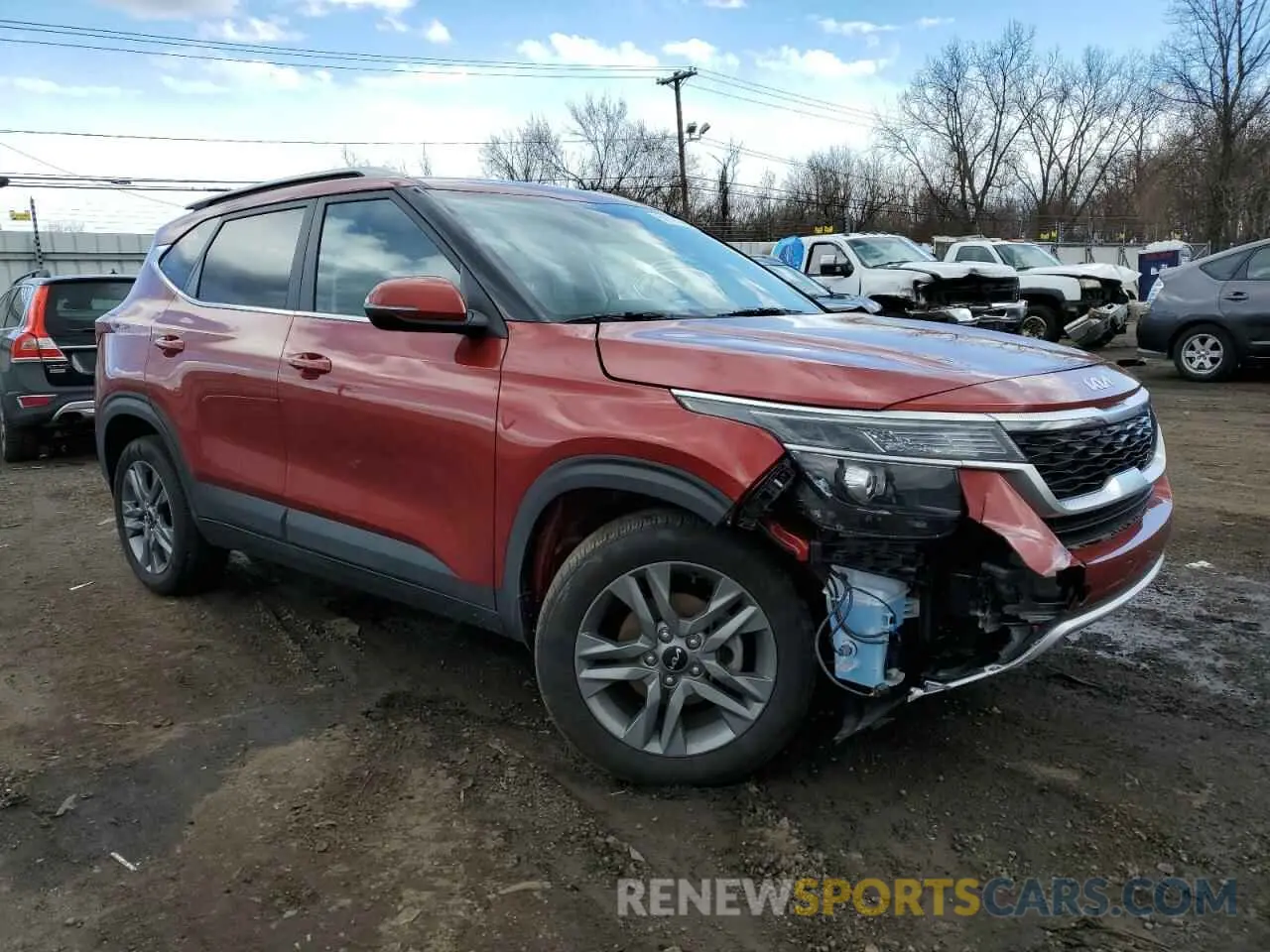 4 Photograph of a damaged car KNDEU2AA8P7433418 KIA SELTOS 2023