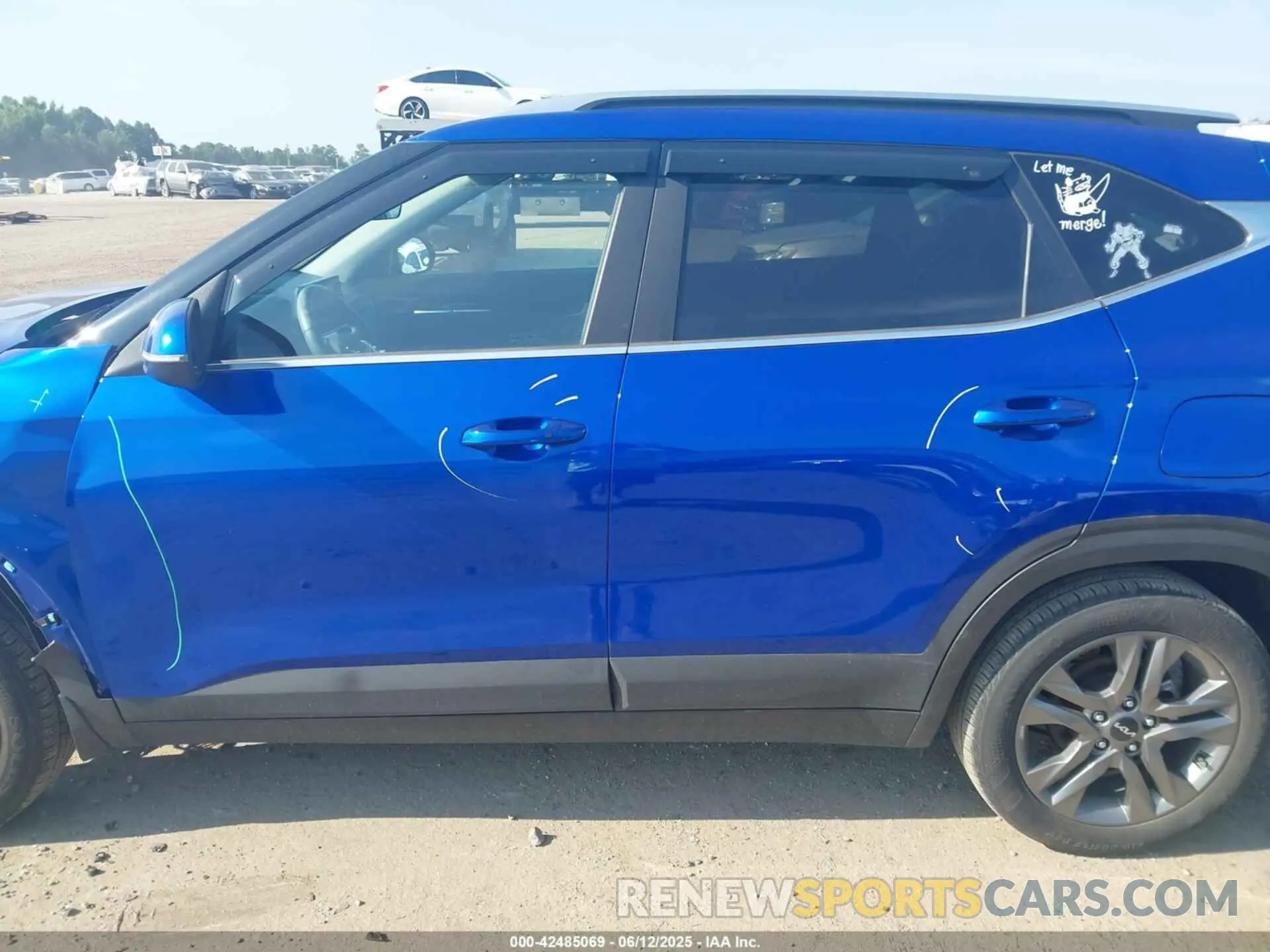 15 Photograph of a damaged car KNDEU2AA9P7429054 KIA SELTOS 2023