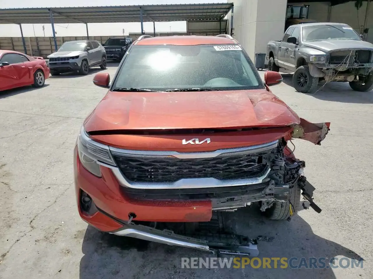 5 Photograph of a damaged car KNDEU2AAXP7373786 KIA SELTOS 2023