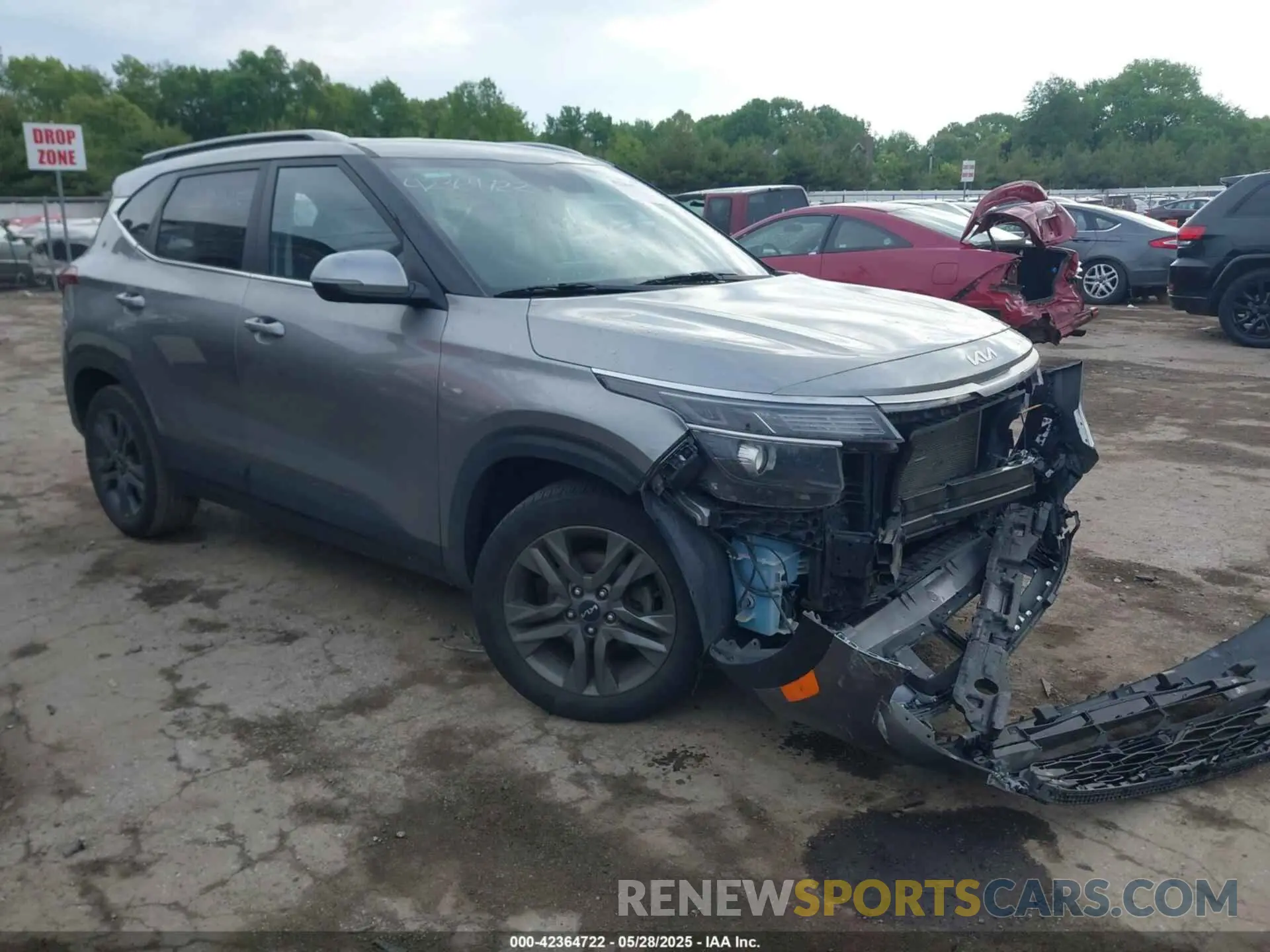 1 Photograph of a damaged car KNDEU2AAXP7429127 KIA SELTOS 2023
