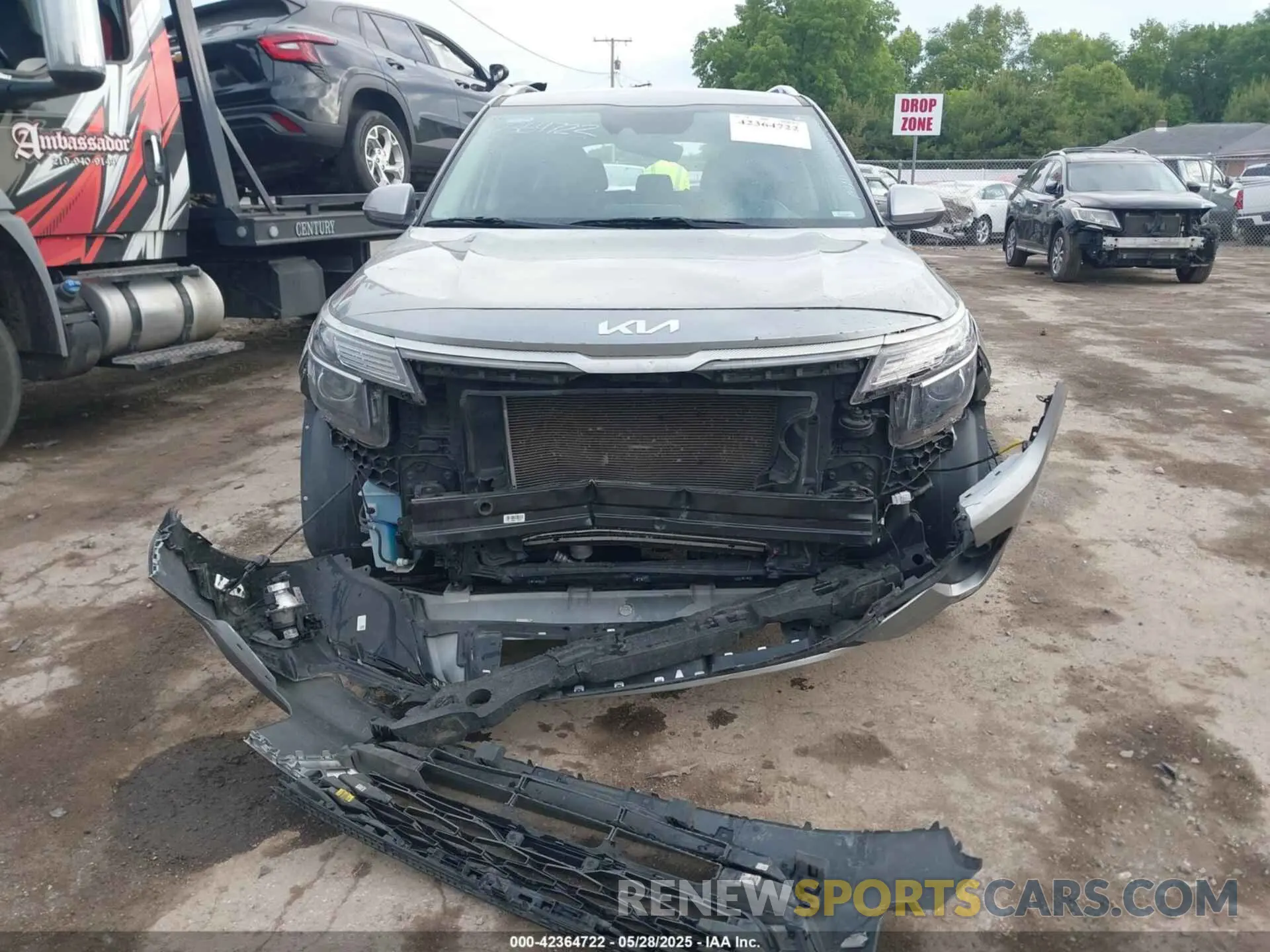 11 Photograph of a damaged car KNDEU2AAXP7429127 KIA SELTOS 2023
