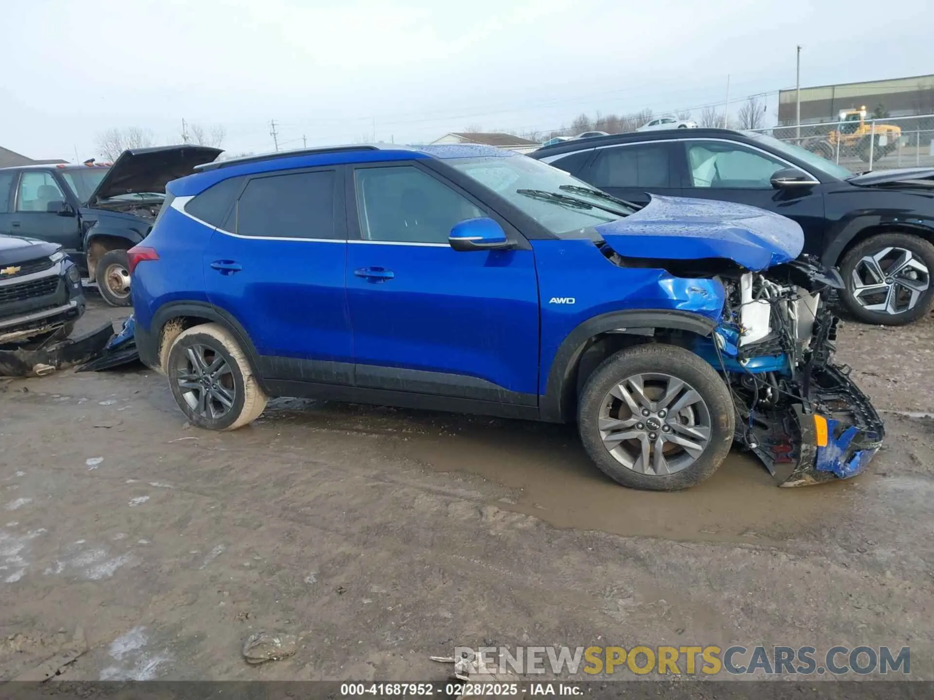 12 Photograph of a damaged car KNDEUCAA4P7437410 KIA SELTOS 2023