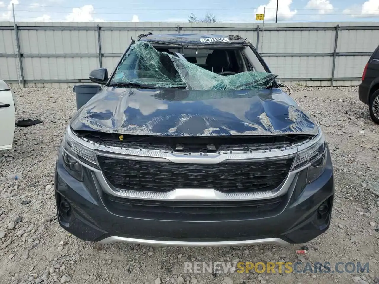 5 Photograph of a damaged car KNDEUCAA5P7395877 KIA SELTOS 2023