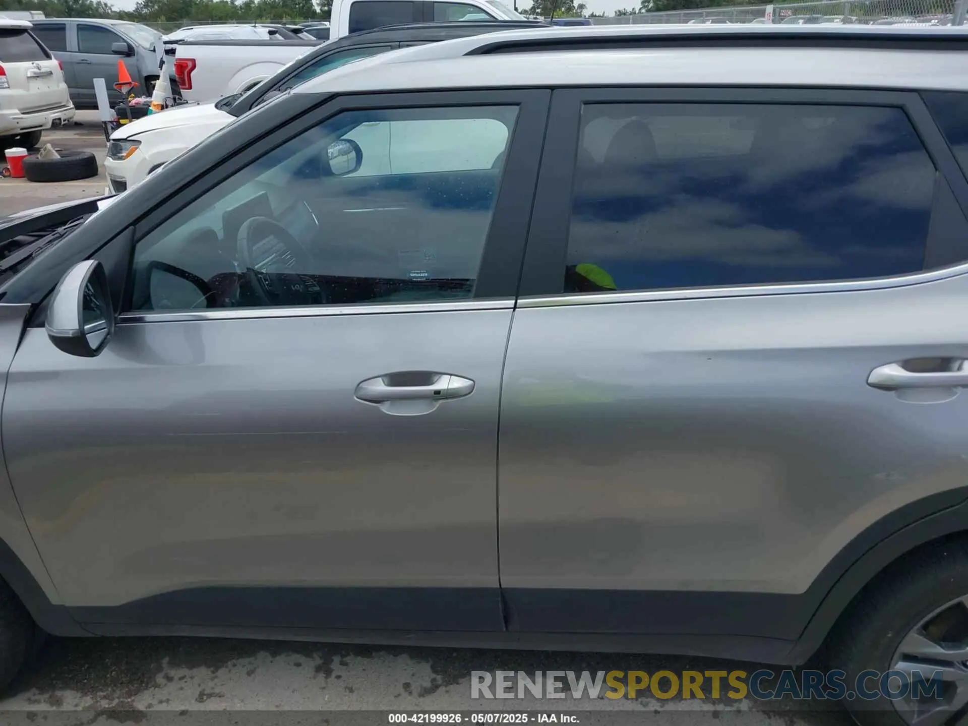15 Photograph of a damaged car KNDEUCAA8P7406323 KIA SELTOS 2023
