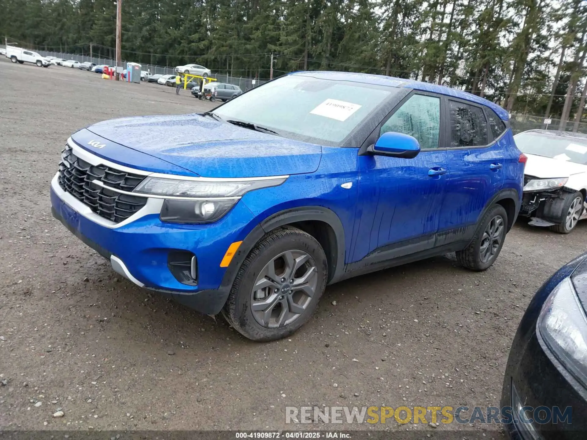 2 Photograph of a damaged car KNDEPCAA0R7648601 KIA SELTOS 2024