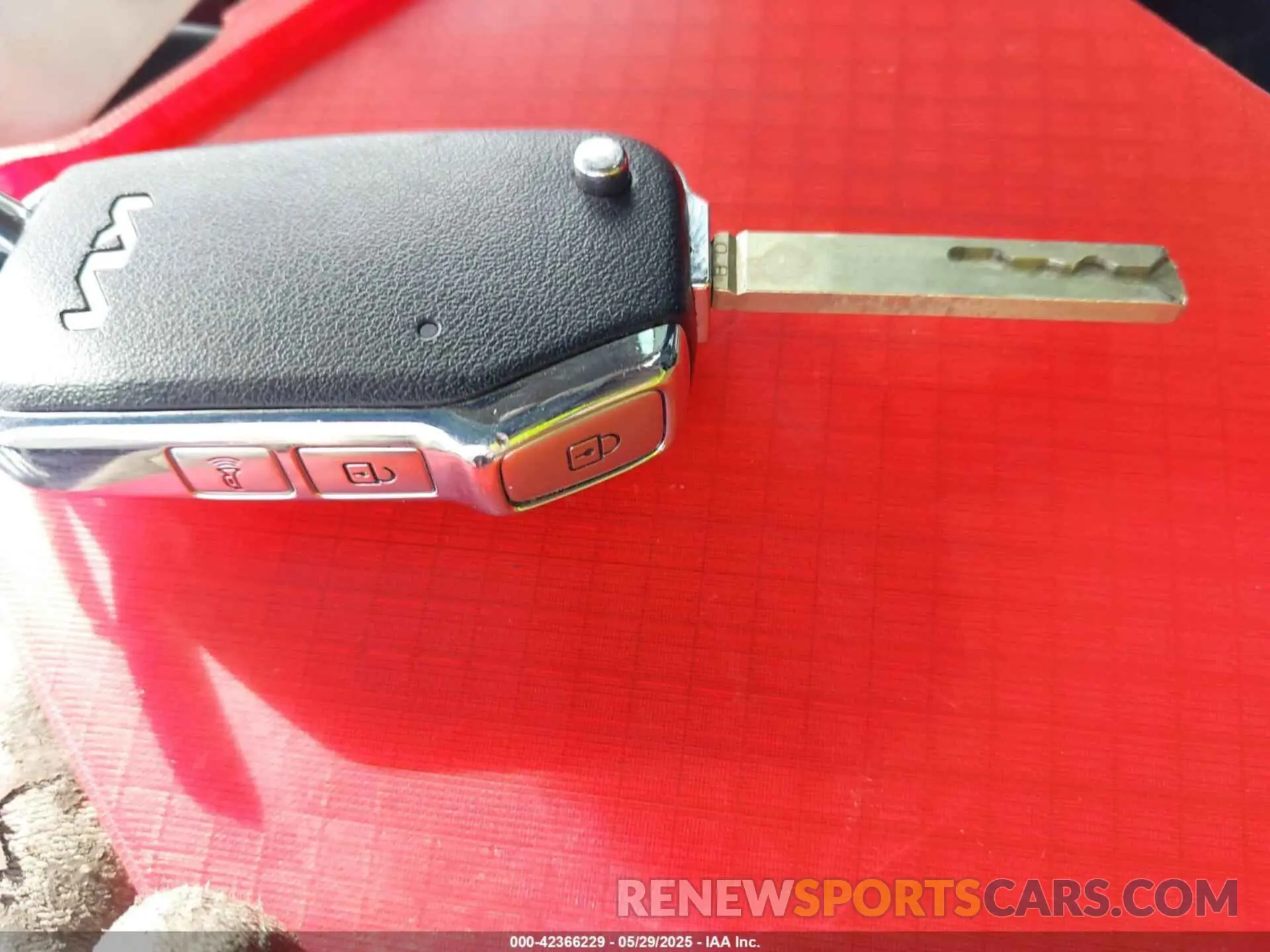 11 Photograph of a damaged car KNDEPCAA2R7482131 KIA SELTOS 2024