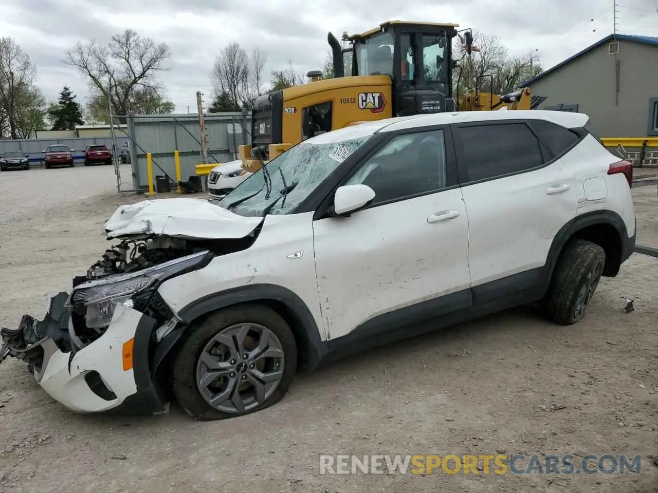 1 Photograph of a damaged car KNDEPCAA2R7553716 KIA SELTOS 2024