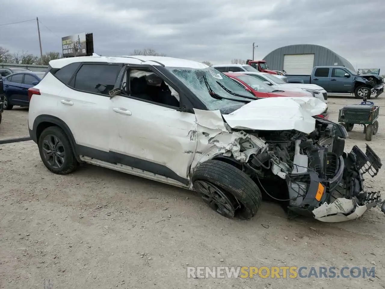 4 Photograph of a damaged car KNDEPCAA2R7553716 KIA SELTOS 2024