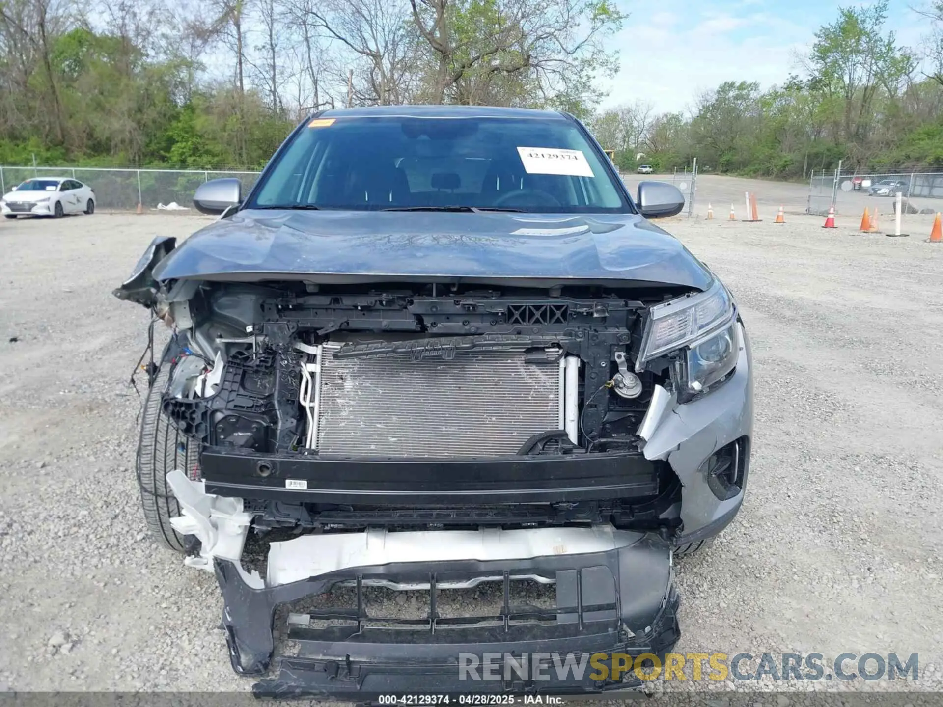 13 Photograph of a damaged car KNDEPCAA2R7636210 KIA SELTOS 2024
