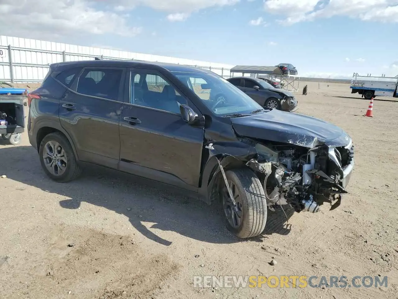 4 Photograph of a damaged car KNDEPCAA4R7583140 KIA SELTOS 2024