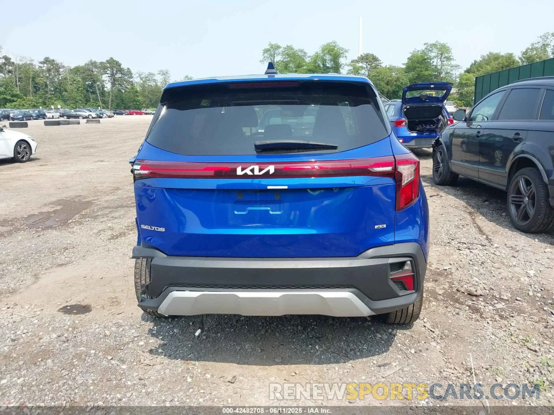 16 Photograph of a damaged car KNDEPCAA6R7524882 KIA SELTOS 2024