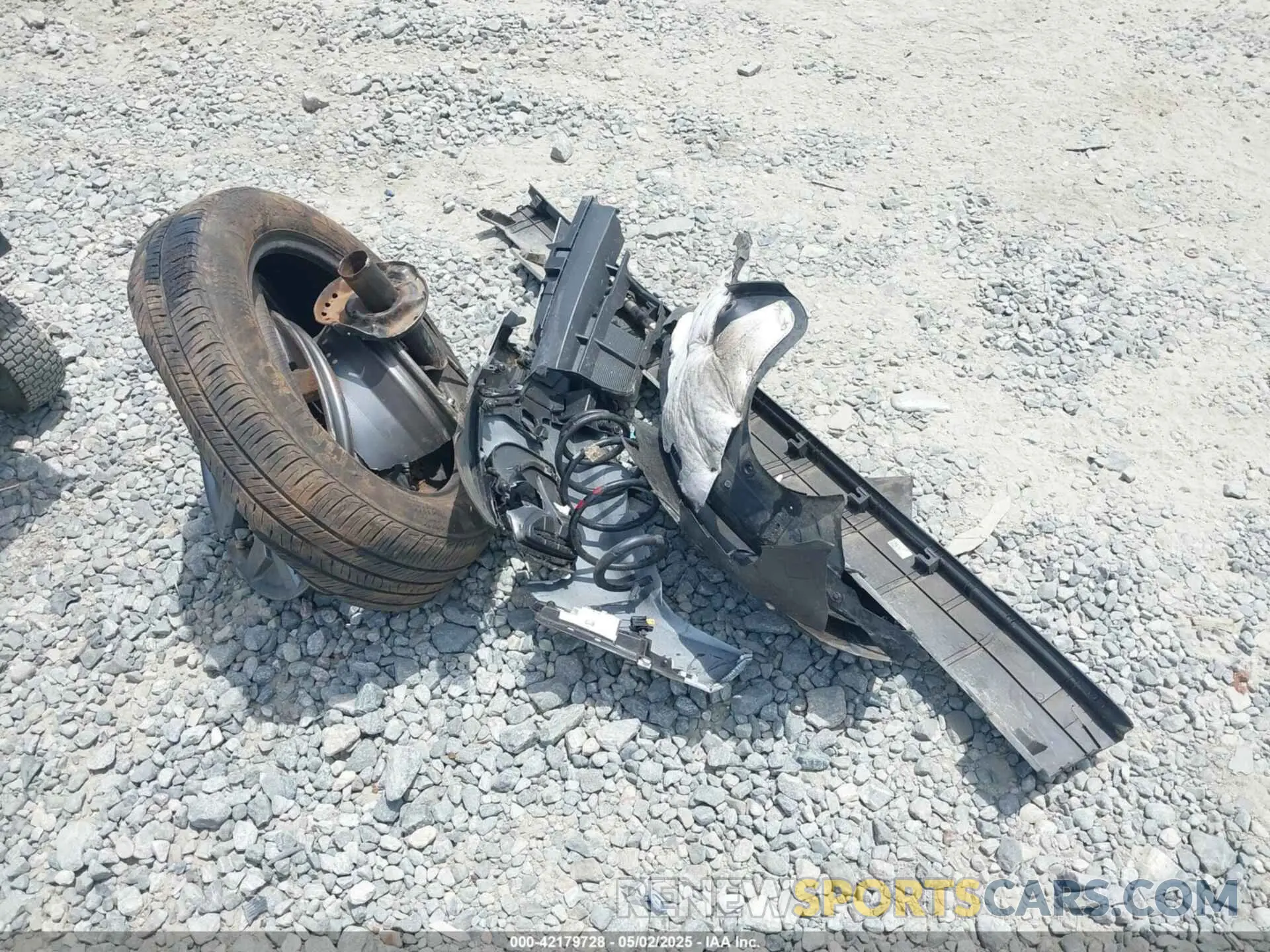 12 Photograph of a damaged car KNDEPCAA7R7579163 KIA SELTOS 2024