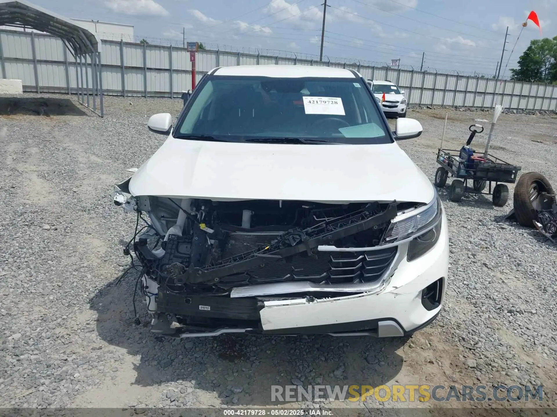 13 Photograph of a damaged car KNDEPCAA7R7579163 KIA SELTOS 2024
