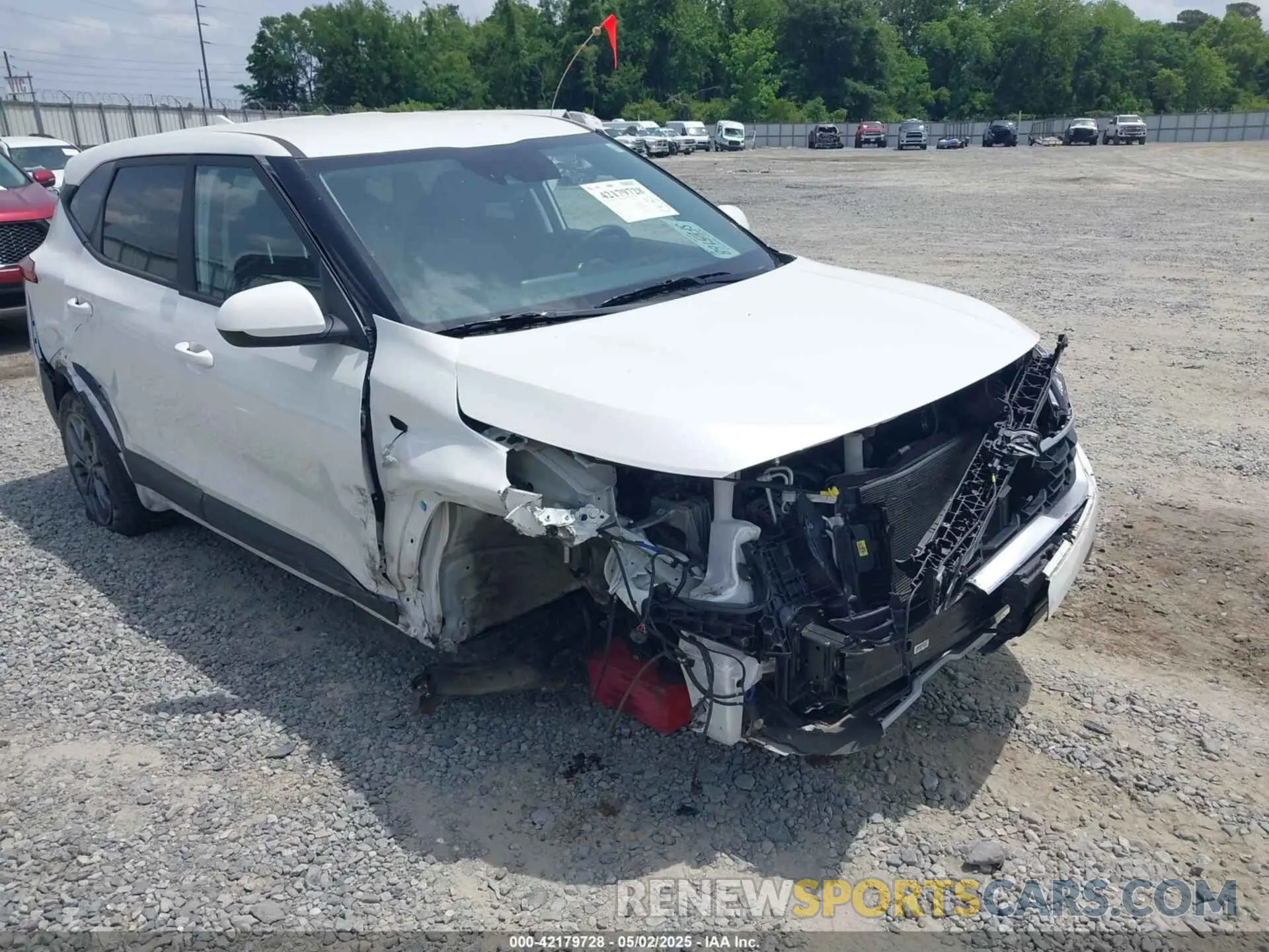 6 Photograph of a damaged car KNDEPCAA7R7579163 KIA SELTOS 2024