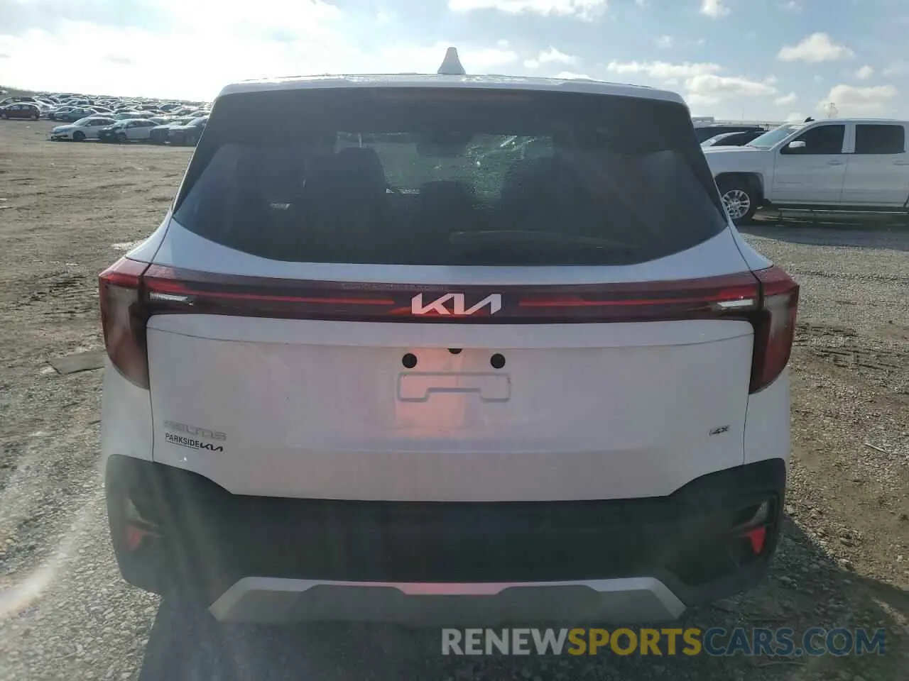 6 Photograph of a damaged car KNDEPCAA7R7645243 KIA SELTOS 2024