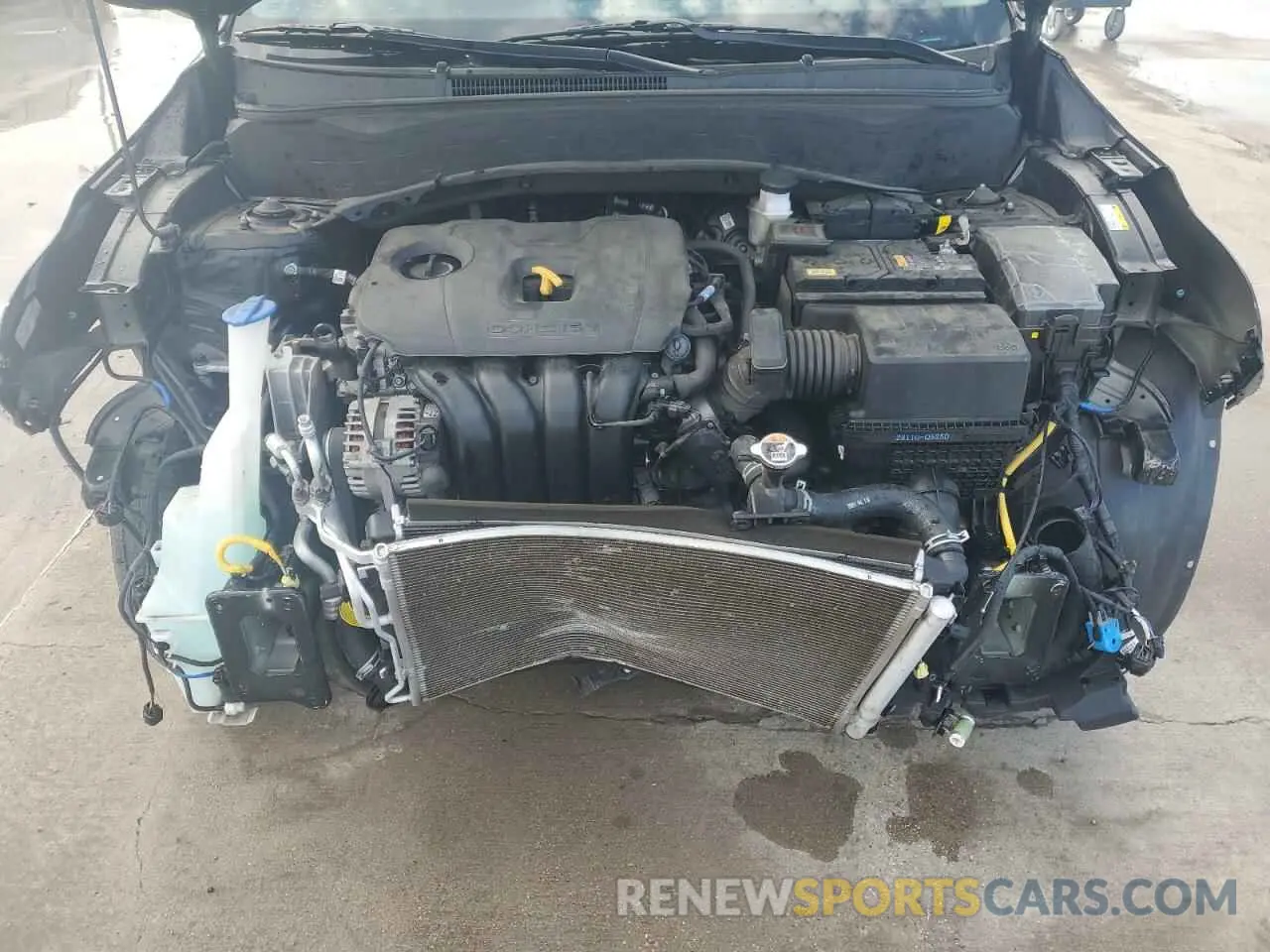 12 Photograph of a damaged car KNDER2AA2R7498687 KIA SELTOS 2024