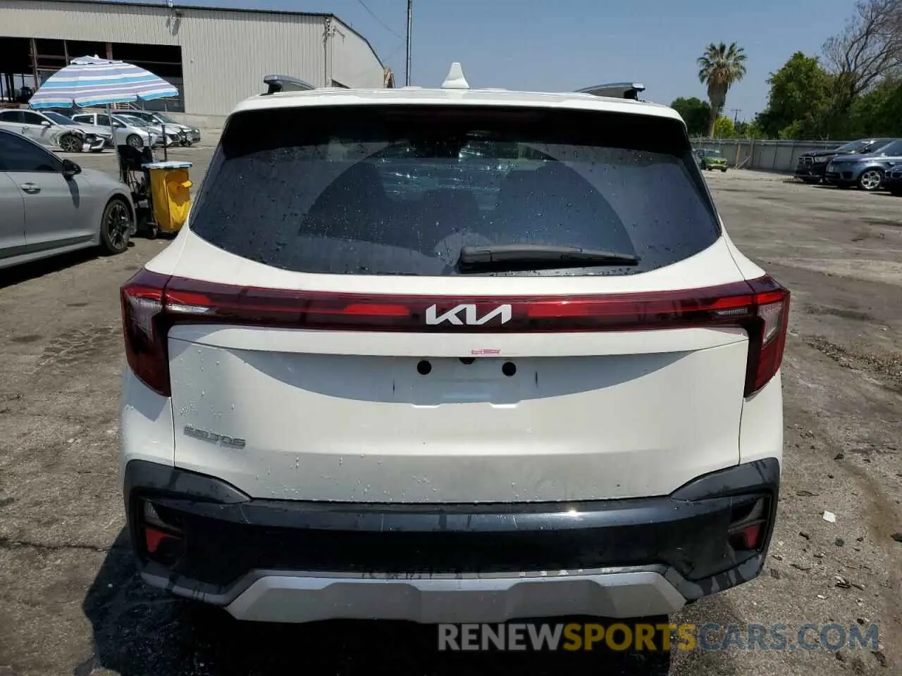 6 Photograph of a damaged car KNDER2AA2R7552036 KIA SELTOS 2024