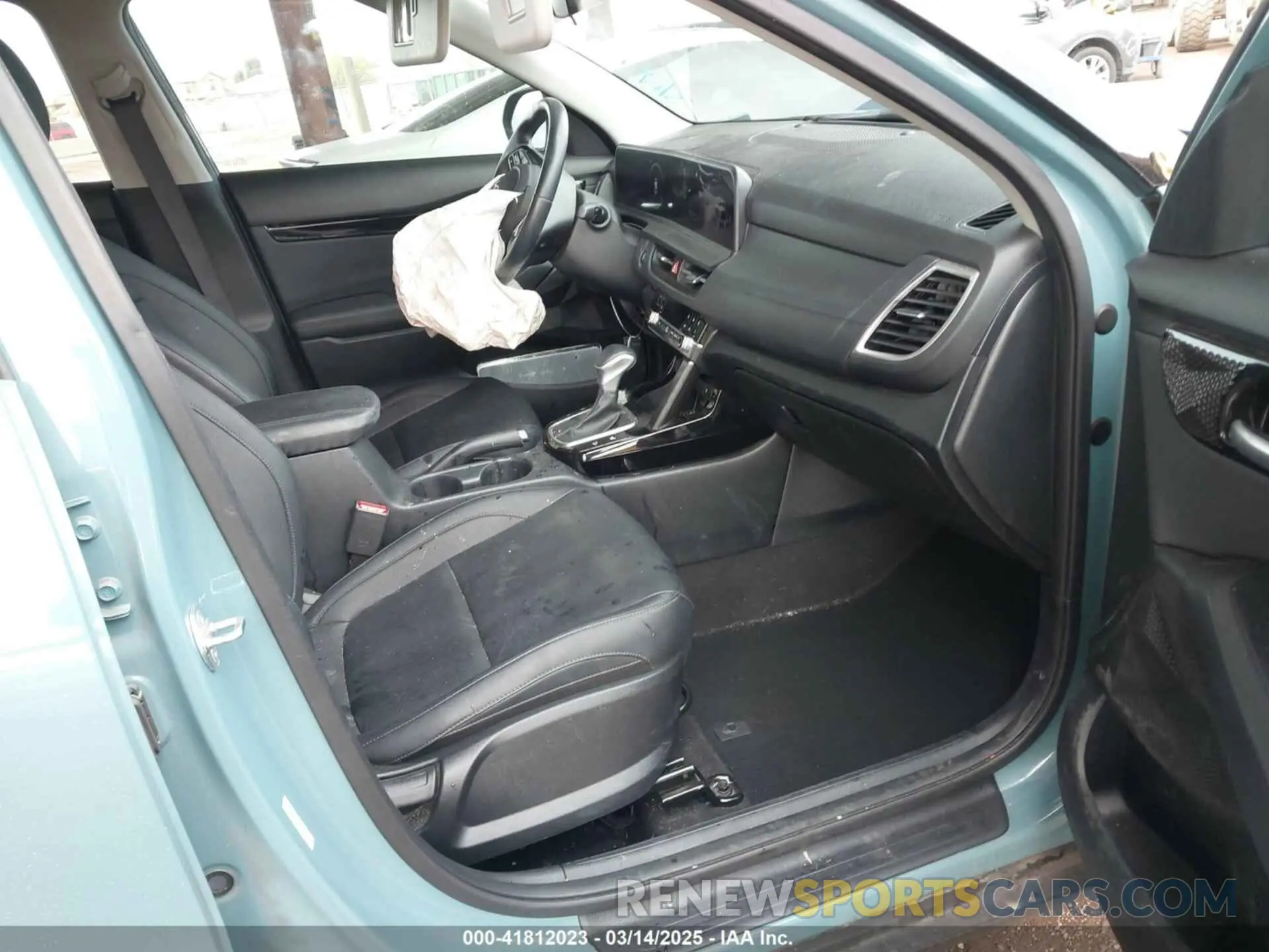 5 Photograph of a damaged car KNDER2AA4R7481051 KIA SELTOS 2024