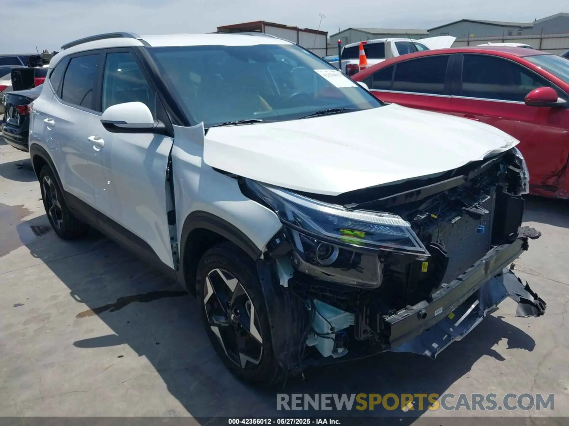 1 Photograph of a damaged car KNDER2AA6R7662880 KIA SELTOS 2024