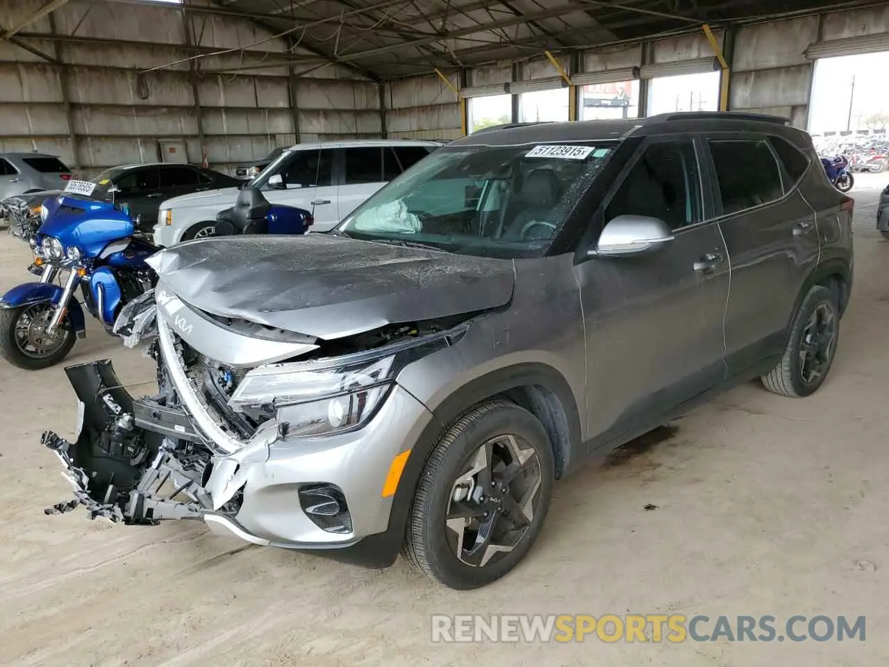 1 Photograph of a damaged car KNDER2AA7R7489547 KIA SELTOS 2024