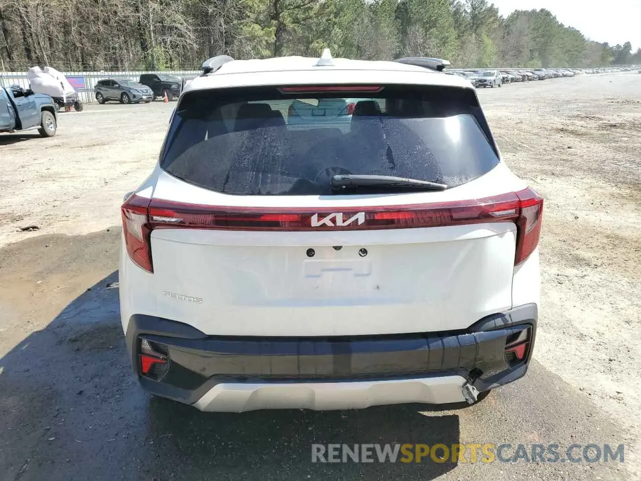 6 Photograph of a damaged car KNDER2AA7R7494067 KIA SELTOS 2024