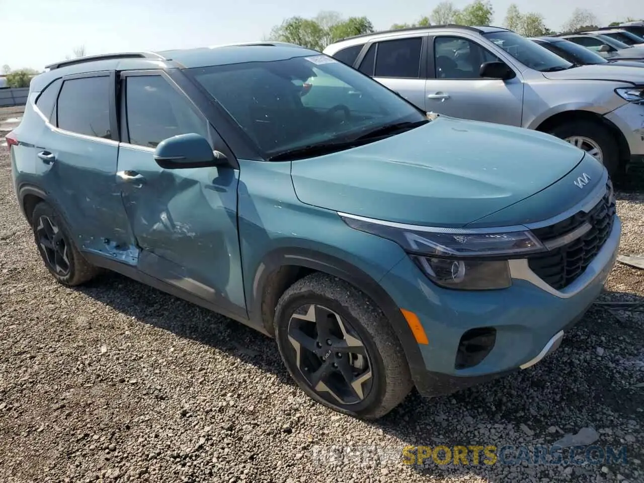 4 Photograph of a damaged car KNDER2AAXR7654832 KIA SELTOS 2024