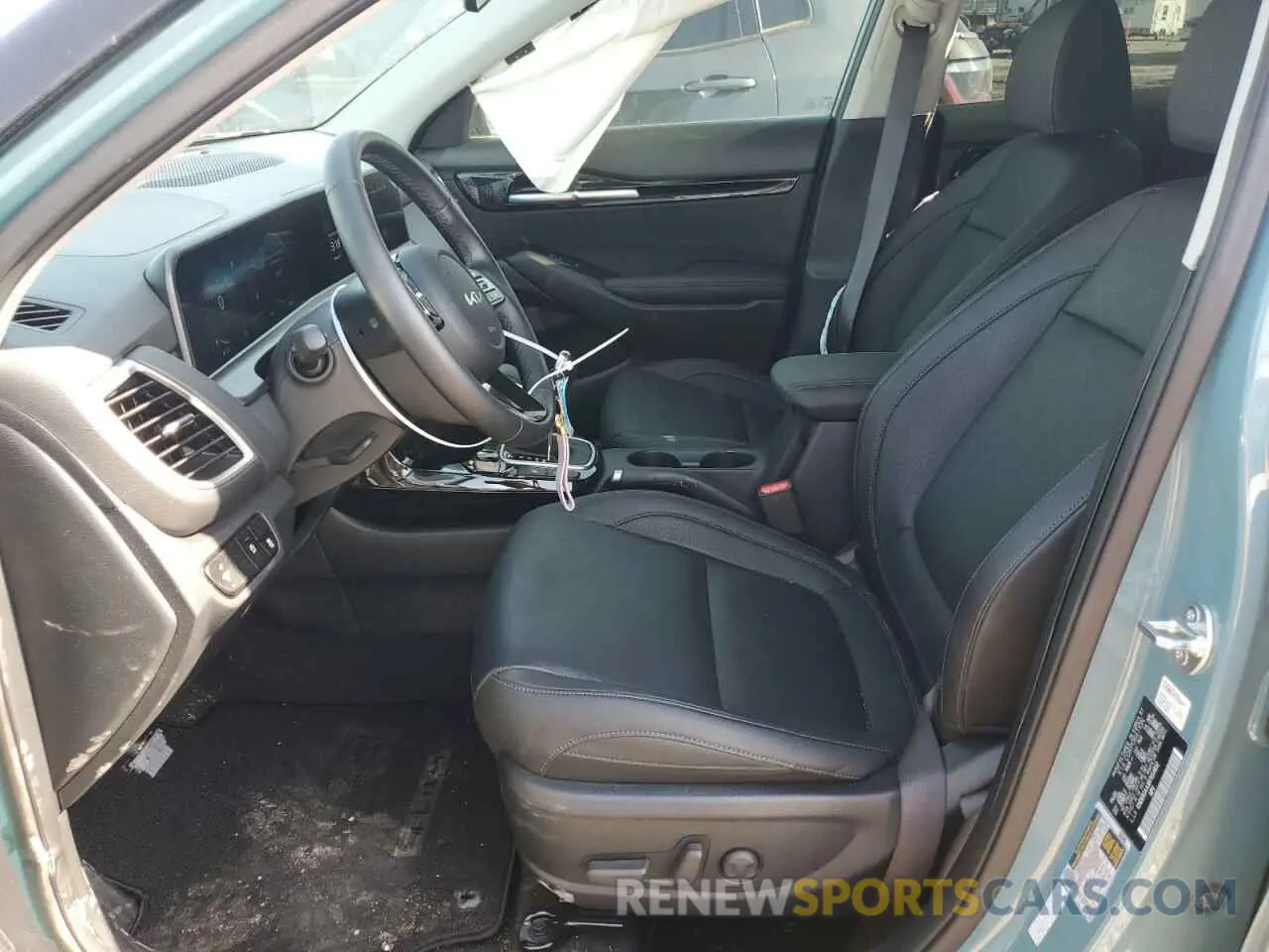 7 Photograph of a damaged car KNDER2AAXR7654832 KIA SELTOS 2024