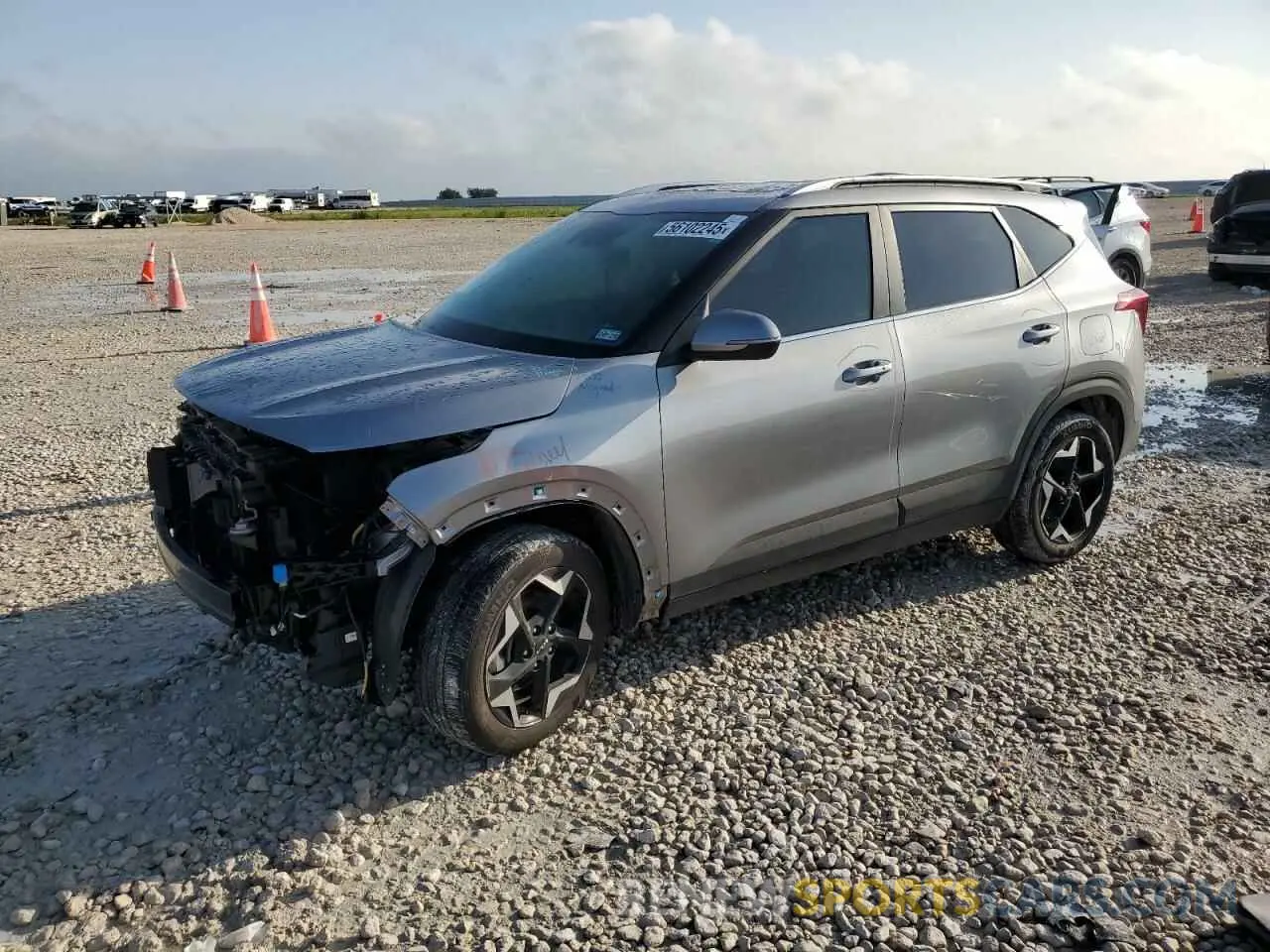 1 Photograph of a damaged car KNDERCAA3R7634962 KIA SELTOS 2024