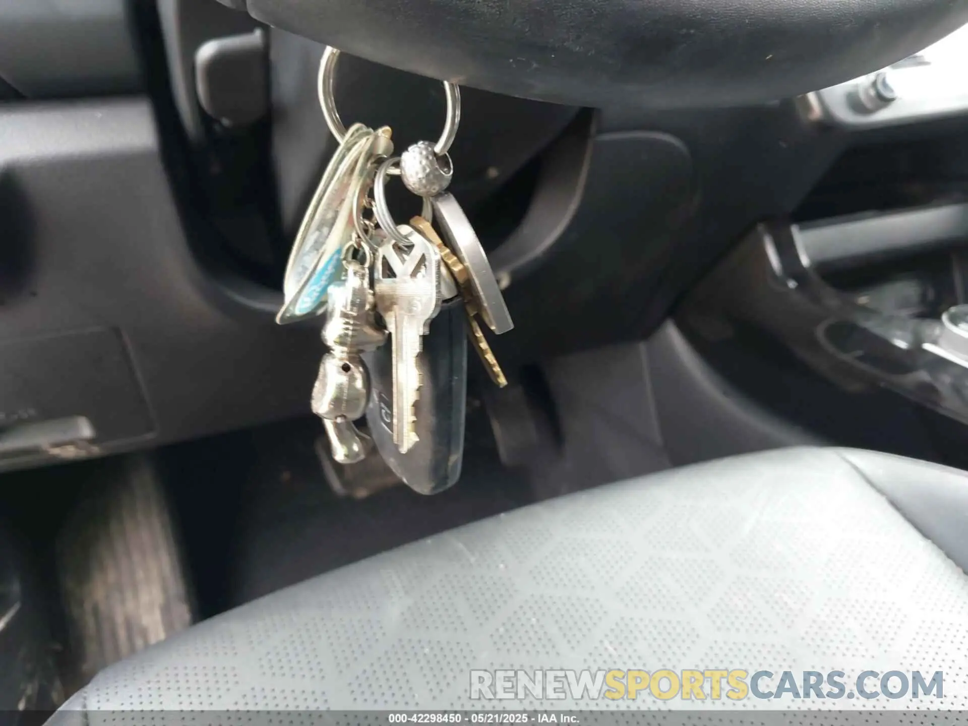 11 Photograph of a damaged car KNDERCAA4R7647168 KIA SELTOS 2024