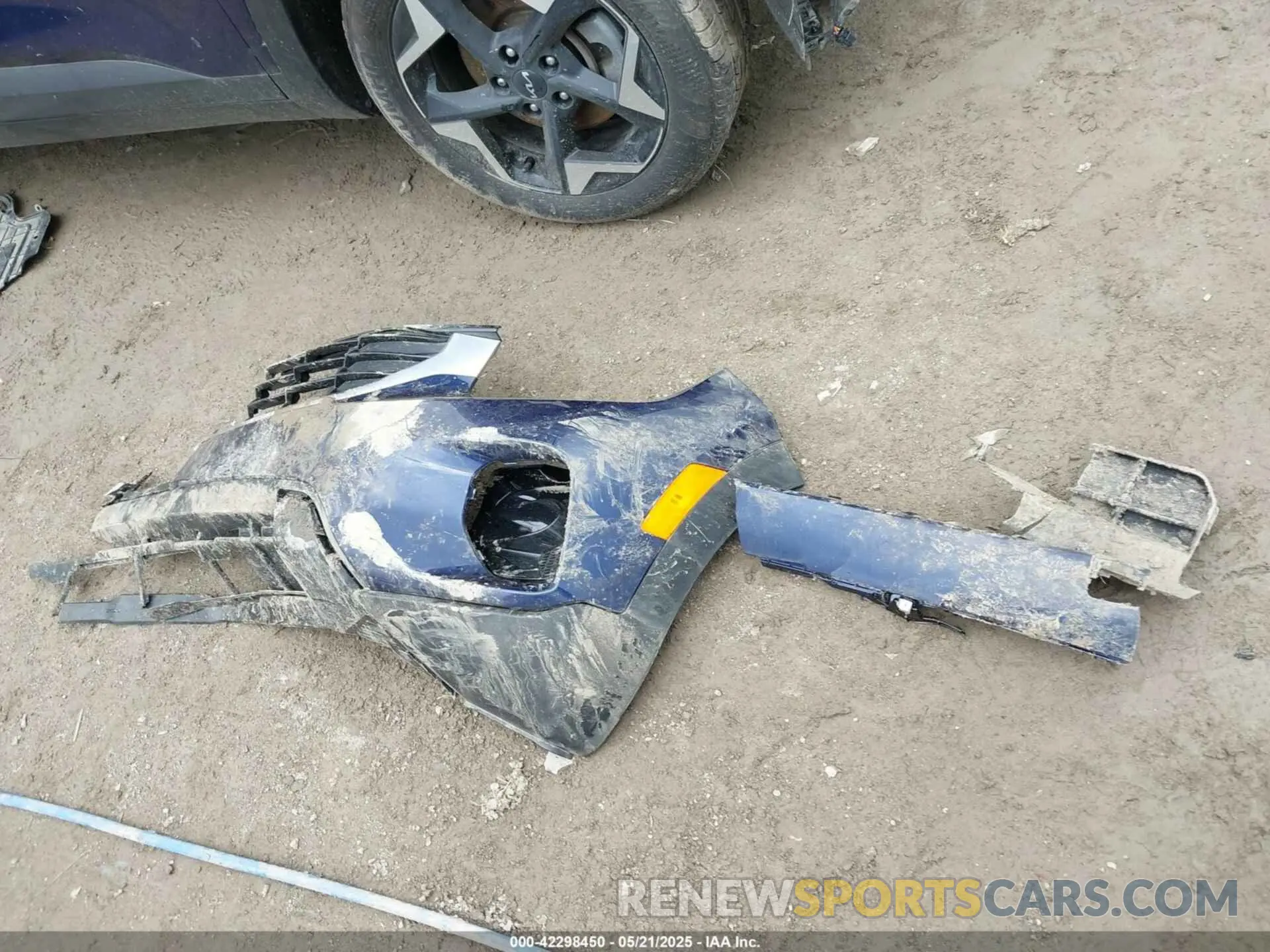 12 Photograph of a damaged car KNDERCAA4R7647168 KIA SELTOS 2024
