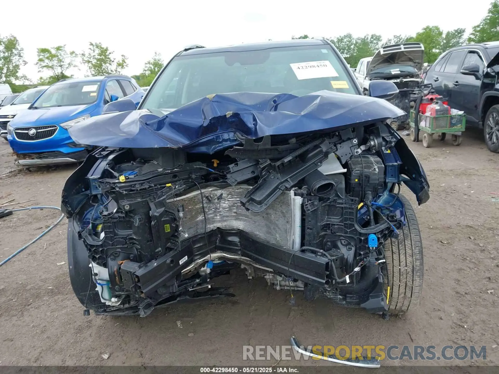 13 Photograph of a damaged car KNDERCAA4R7647168 KIA SELTOS 2024