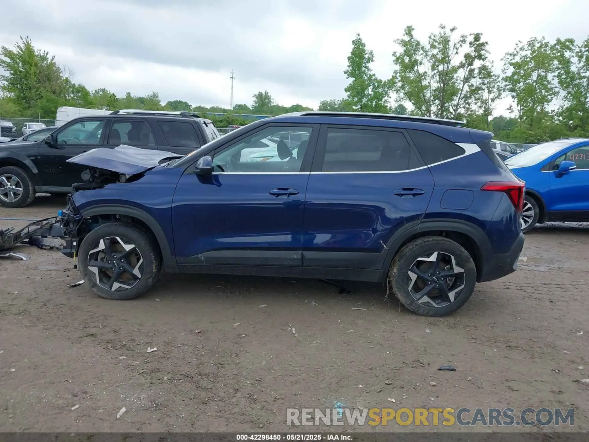 15 Photograph of a damaged car KNDERCAA4R7647168 KIA SELTOS 2024