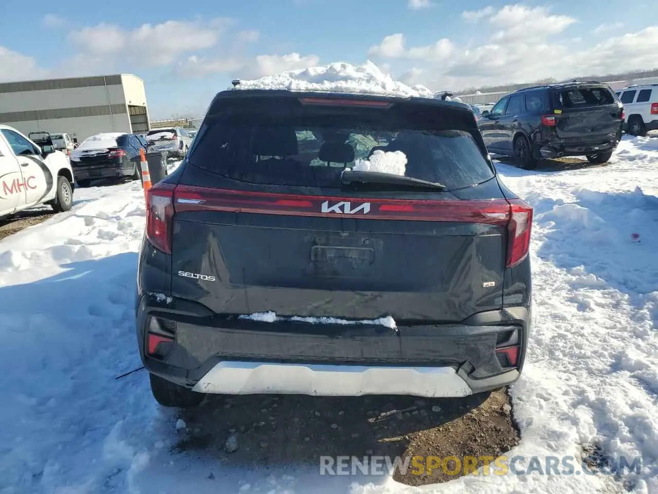 6 Photograph of a damaged car KNDERCAA5R7510496 KIA SELTOS 2024