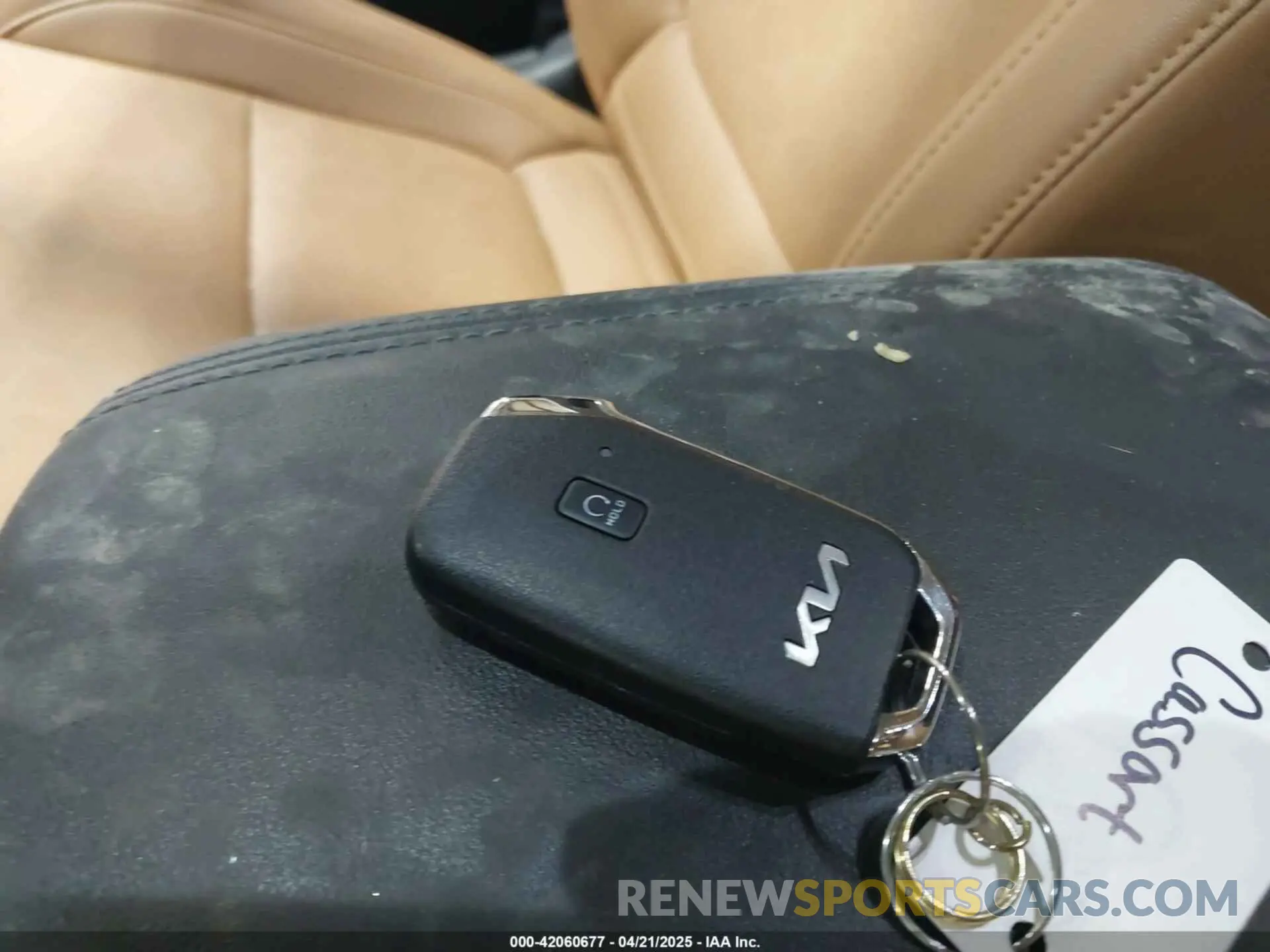 11 Photograph of a damaged car KNDERCAA5R7589801 KIA SELTOS 2024