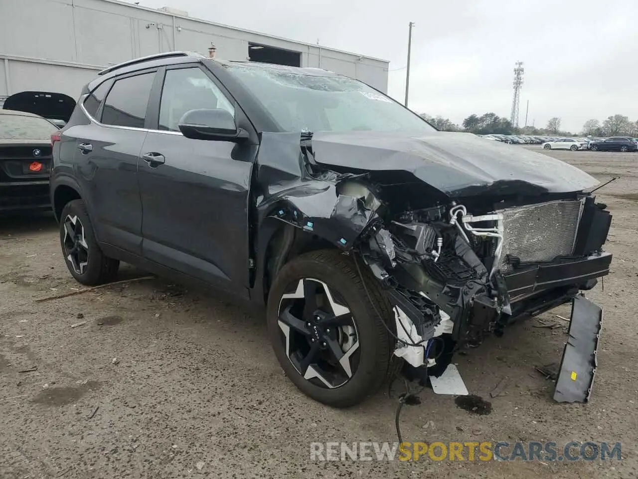 4 Photograph of a damaged car KNDERCAA5R7622067 KIA SELTOS 2024