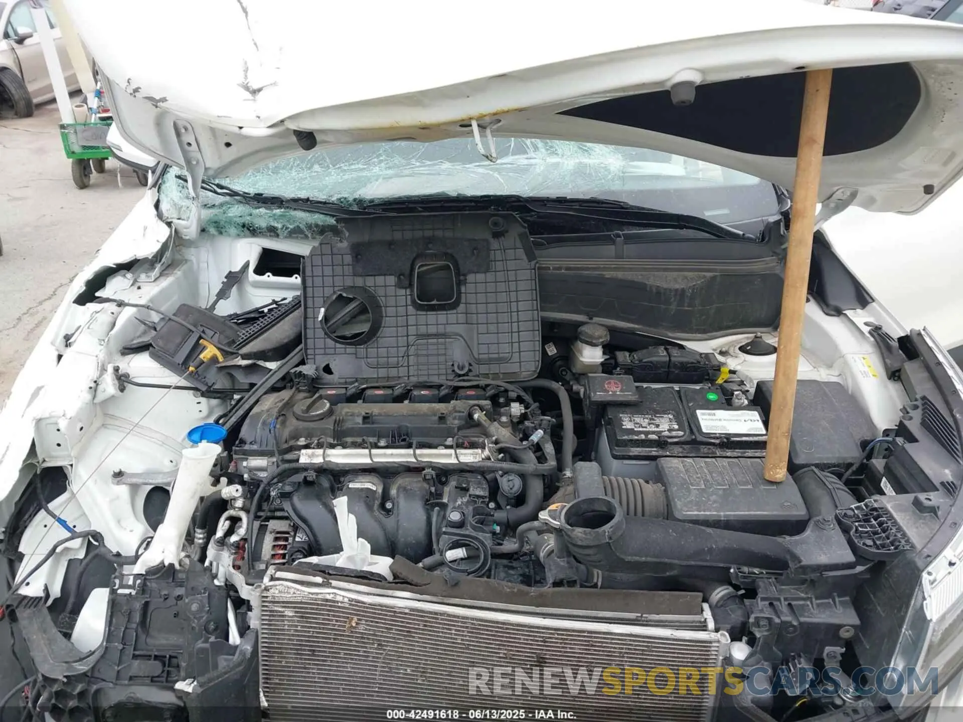 10 Photograph of a damaged car KNDERCAA6R7515013 KIA SELTOS 2024