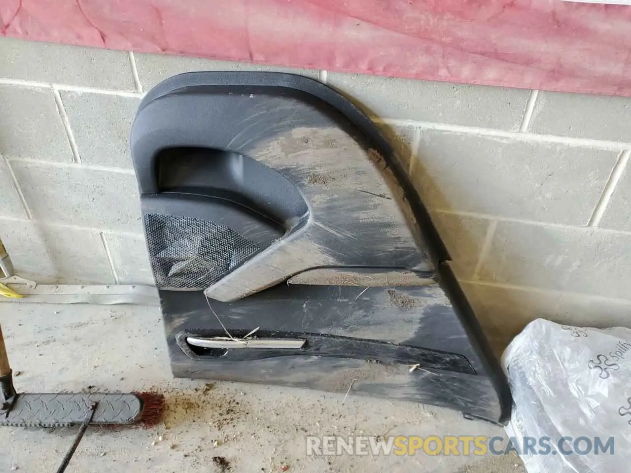 15 Photograph of a damaged car KNDERCAA6R7532183 KIA SELTOS 2024