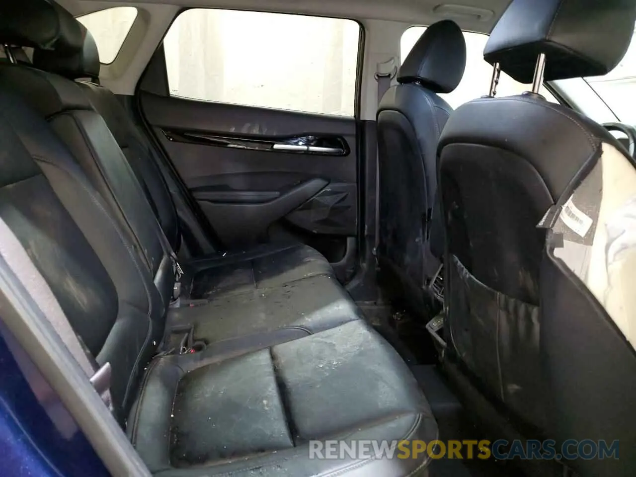 11 Photograph of a damaged car KNDERCAA6R7547573 KIA SELTOS 2024