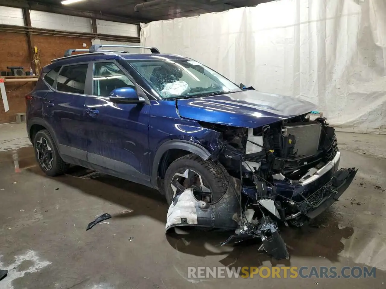 4 Photograph of a damaged car KNDERCAA6R7547573 KIA SELTOS 2024