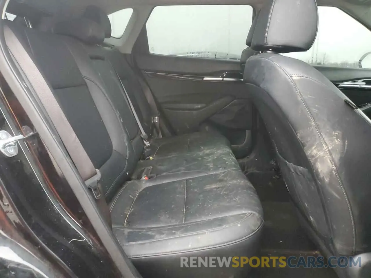 11 Photograph of a damaged car KNDERCAA7R7527669 KIA SELTOS 2024