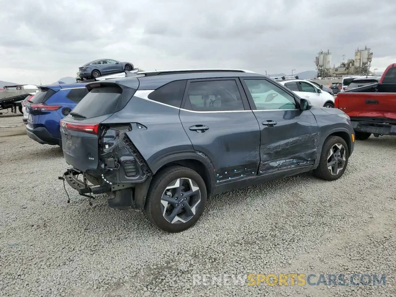 3 Photograph of a damaged car KNDERCAA7R7652736 KIA SELTOS 2024