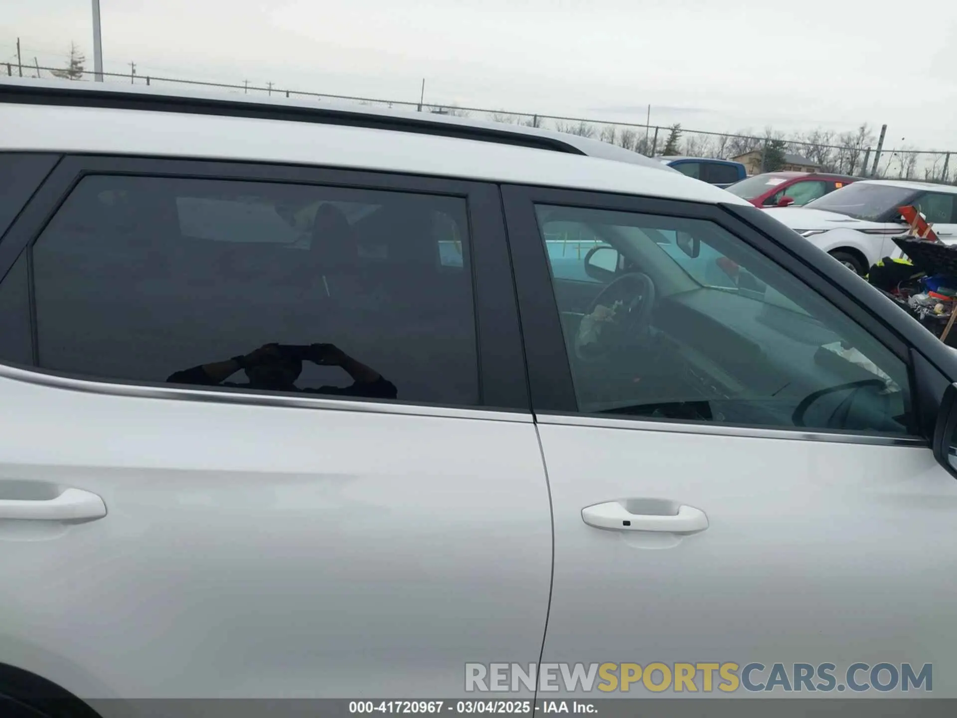 13 Photograph of a damaged car KNDERCAA8R7643849 KIA SELTOS 2024