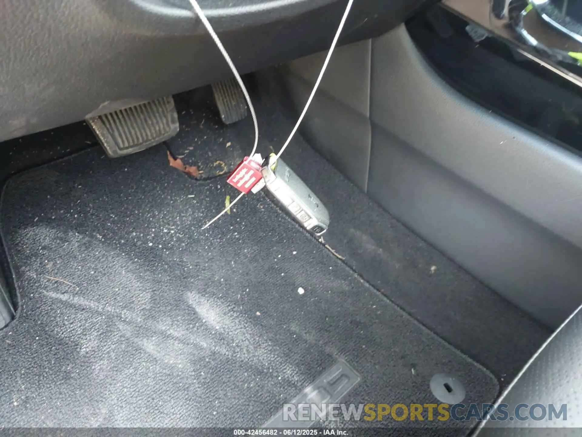11 Photograph of a damaged car KNDERCAA9R7590272 KIA SELTOS 2024