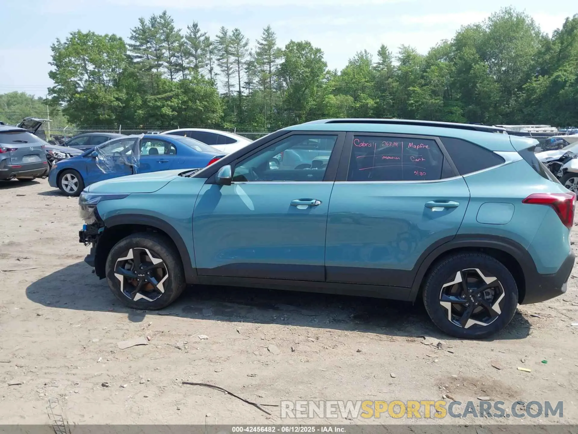 14 Photograph of a damaged car KNDERCAA9R7590272 KIA SELTOS 2024