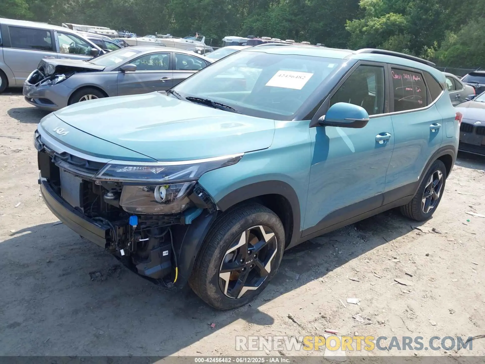 2 Photograph of a damaged car KNDERCAA9R7590272 KIA SELTOS 2024
