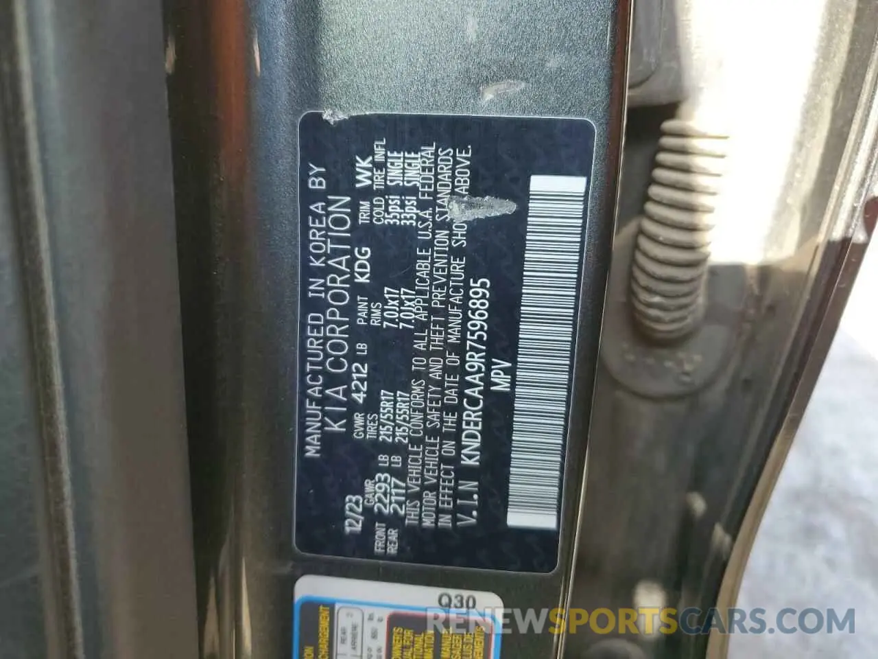 13 Photograph of a damaged car KNDERCAA9R7596895 KIA SELTOS 2024
